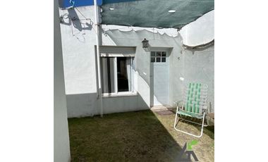 2 CASAS Calle 25 e/ 30 y 32