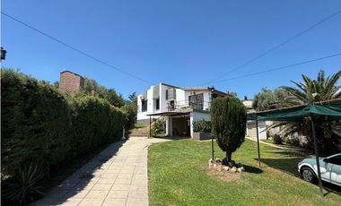 ALQUILER ANUAL CASA + DEPARTAMENTO EN MIGUEL MUÑOZ- VILLA CARLOS PAZ