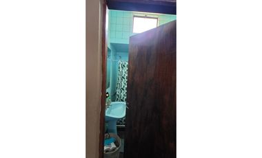 Se vende linda casa de 3 amb en Otamendi