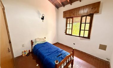 LATORRE PROP. ALQUILA 12 MESES CHALET EN PARQUE CAMET