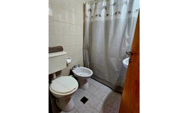 SE ALQUILA DEPARTAMENTO DE UN DORMITORIO EN EL CENTRO DE EL BOLSÓN