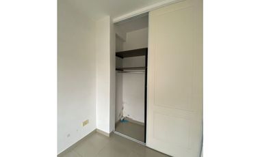 Departamento 2 ambientes en ALQUILER, Buenos Aires al 600 Castelar.