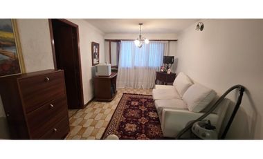 Se vende Chalet en 2 plantas - excelente zona