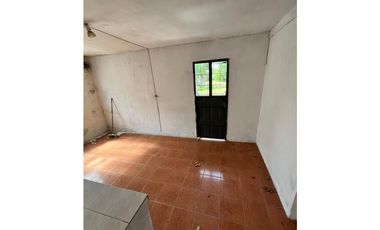 Se vende Casa en Maria Grande sobre Av. Argentina