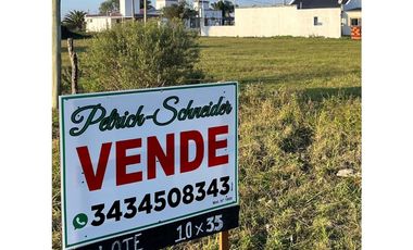 Se vende lote en Maria Grande sobre calle Paraná