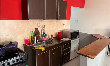 Casa de 2 pisos en Viale