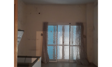 Se vende casa en Viale a Remodelar, sobre calle 9 de julio