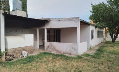 SE VENDE CASA EN VIALE ENTRE RIOS