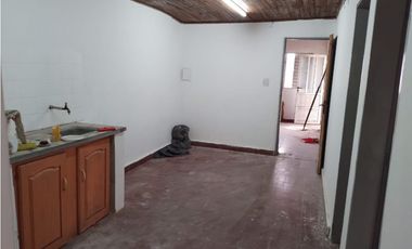 SE VENDE CASA EN VIALE ENTRE RIOS