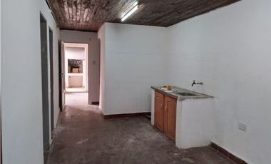 SE VENDE CASA EN VIALE ENTRE RIOS