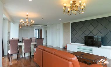 Spacious 3 Bedroom Condo With Mountain and Golf Course Views!