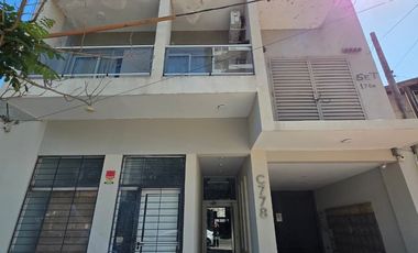 Córdoba 778-- MONOAMBIENTE