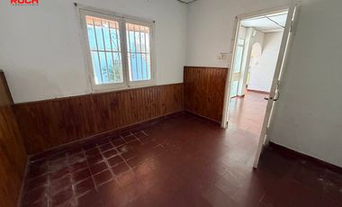 Casa en venta c/ cochera en Cuyaya