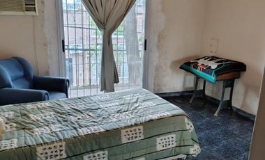 Casa PH en venta en Victoria