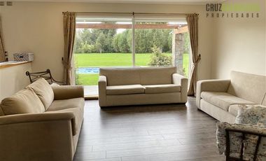 Casa en Arriendo en Parque Stocker km 2.5 camino a Ensenada, costado Santa Otilia