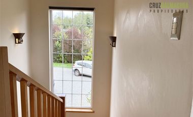 Casa en Arriendo en Parque Stocker km 2.5 camino a Ensenada, costado Santa Otilia