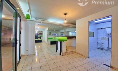 Local Comercial en Arriendo en COYANCURA 2221