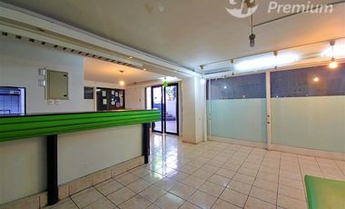 Local Comercial en Arriendo en COYANCURA 2221