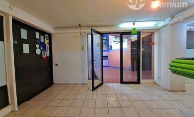 Local Comercial en Arriendo en COYANCURA 2221