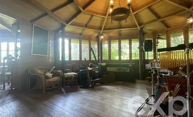 Casa en Venta en El Arrayán Lo Barnechea