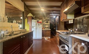 Casa en Venta en El Arrayán Lo Barnechea