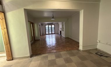 Casa en Arriendo en Canada/ Hospital El Salvador