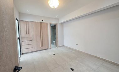 Casa en Venta Punta Tiburon / de 3 niveles