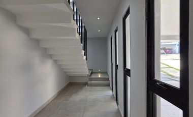 Casa en Venta Punta Tiburon / de 3 niveles