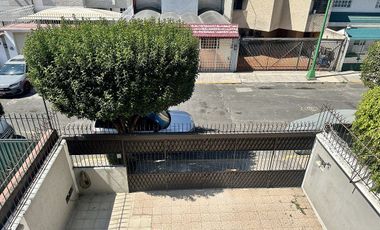 RENTO CASA EN PASEOS DE TAXQUEÑA, COYOACAN