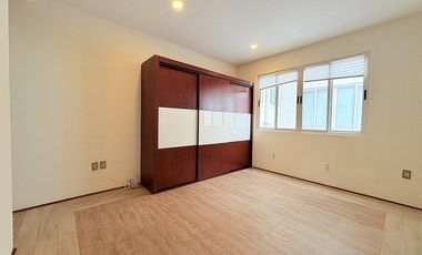 Departamento amplio con con balcón - 3 recamaras