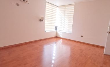 VENTA AMPLIA CASA CON EXCELENTE PLUSVALÍA