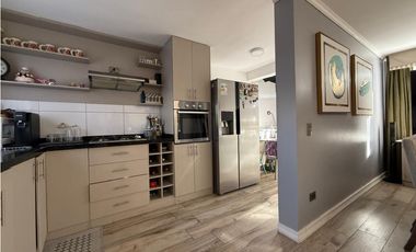 PRECIOSA CASA EN VENTA EN VIÑA DEL MAR ALTO