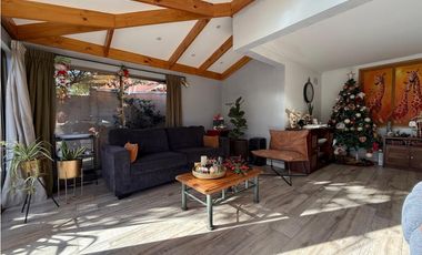 PRECIOSA CASA EN VENTA EN VIÑA DEL MAR ALTO