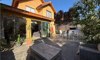 PRECIOSA CASA EN VENTA EN VIÑA DEL MAR ALTO