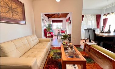 HERMOSA CASA EN VENTA EN VIÑA DEL MAR ALTO