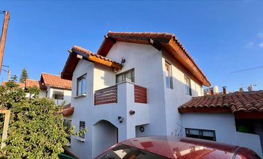 HERMOSA CASA EN VENTA EN VIÑA DEL MAR ALTO