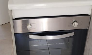 ARRIENDO HERMOSA  CASA  Y REMODELADA EN BARRIO TRANQUILO