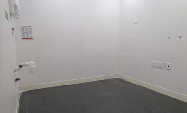 LOCAL COMERCIAL EDIFICIO MEDICO ALCANTARA 70 MT2