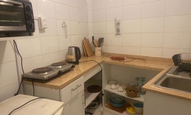 Casa en arriendo c/ estacionamiento en Higuerillas