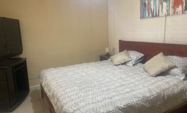 Casa en arriendo c/ estacionamiento en Higuerillas