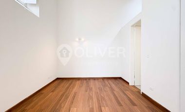 Casa histórica remodelada en venta Chorrillos 4 frentes