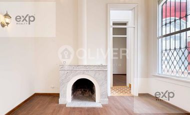 Casa histórica remodelada en venta Chorrillos 4 frentes