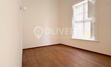 Casa histórica remodelada en venta Chorrillos 4 frentes