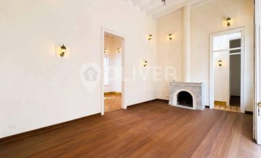 Casa histórica remodelada en venta Chorrillos 4 frentes