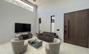 Hermosa casa en venta en unidad residencial pradera 5 de Hacienda el castillo