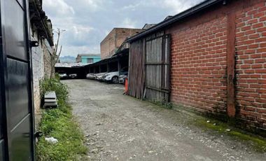 VENDO PARQUEADERO GRANDE CON BODEGA O LOCAL COMERCIAL