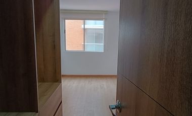 Arriendo apto en milla de oro