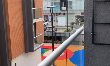 Arriendo apto en milla de oro