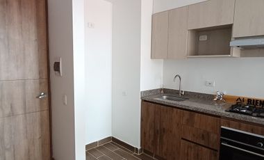 Arriendo apto en milla de oro
