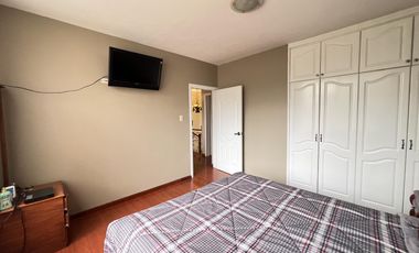 Amplia casa de venta en Azogues sector 4 esquinas